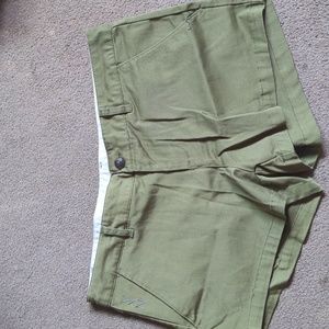 Dixxon Vixxon brand shorts